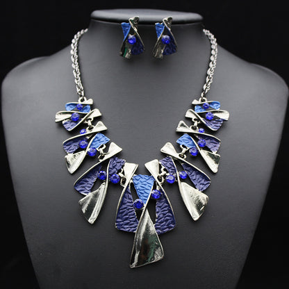 The big European and American fashion color alloy diamond necklace earrings set bride jewelry factory direct